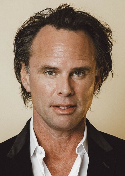 Walton Goggins photo
