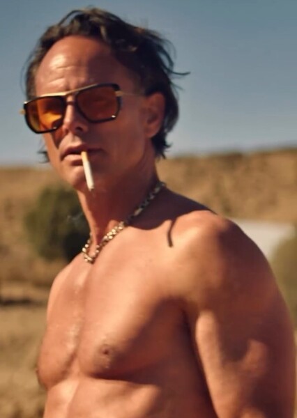 Walton Goggins