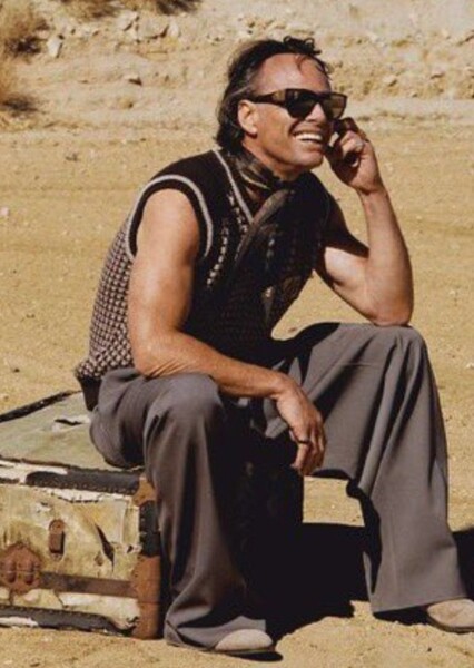 Walton Goggins photo