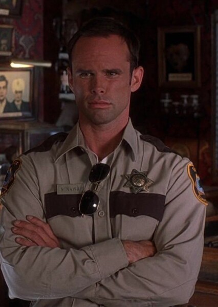 Walton Goggins