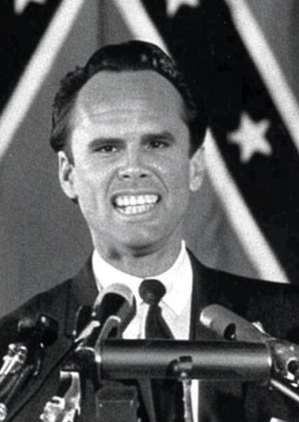 Walton Goggins photo
