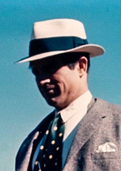 Warren Beatty photo