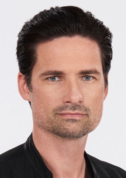 Warren Christie photo