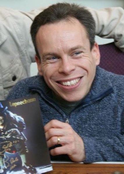 Warwick Davis photo