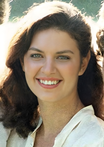 Wendy Crewson photo