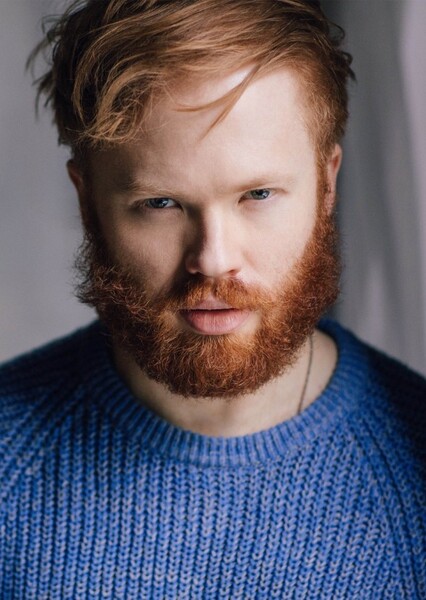 Wesley MacInnes photo