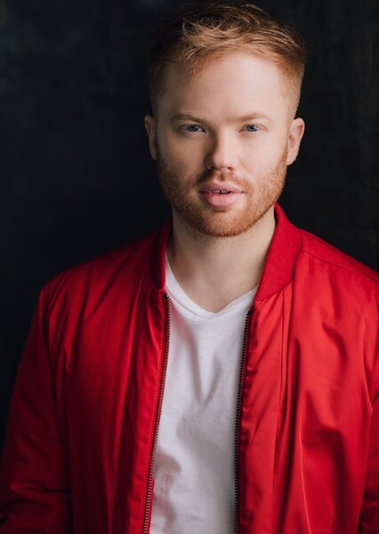 Wesley MacInnes photo