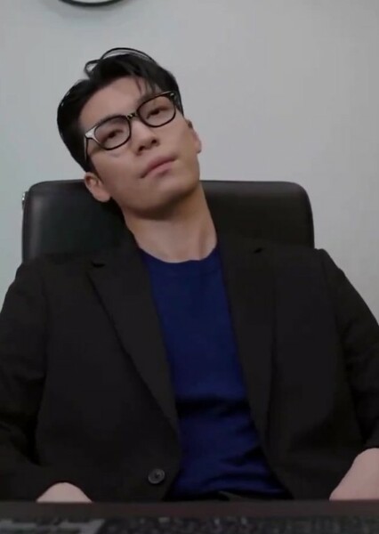 Wi Ha-jun photo