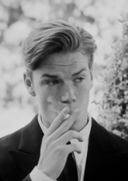 Will Poulter photo