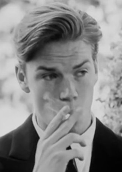 Will Poulter photo