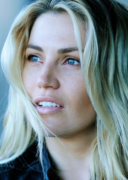Willa Ford photo