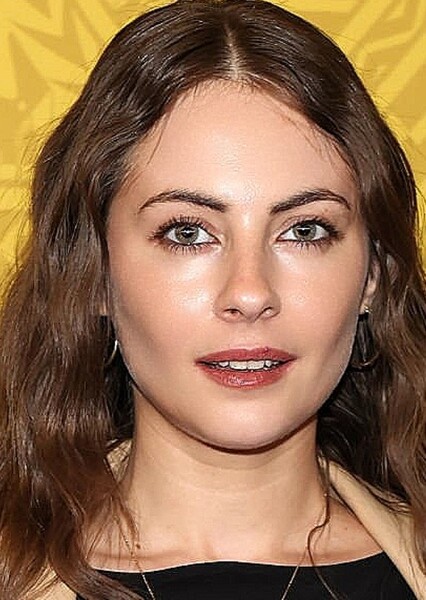 Willa Holland photo