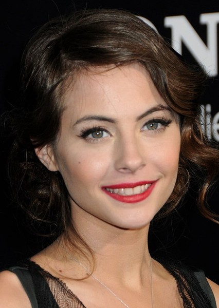 Willa Holland photo