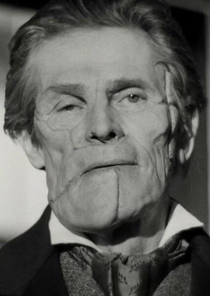 Willem Dafoe photo