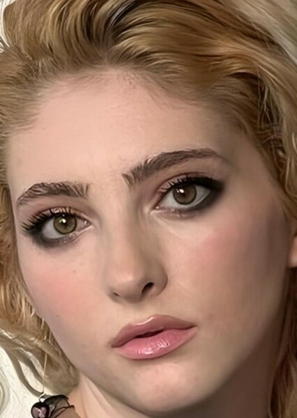 Willow Shields photo