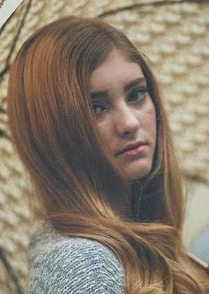 Willow Shields photo