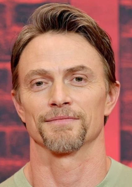 Wilson Bethel photo