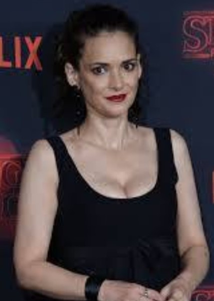 Winona Ryder photo