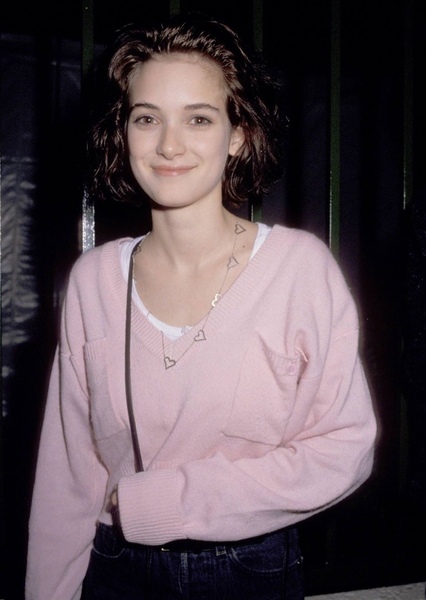 Winona Ryder 90s photo