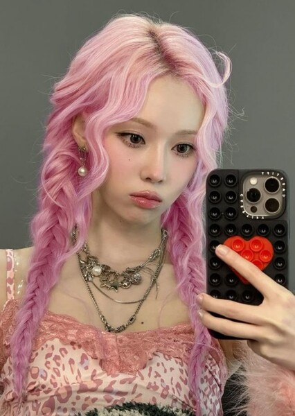 WINTER (Kim Min-jeong) photo