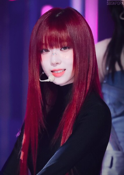 WINTER (Kim Min-jeong) photo