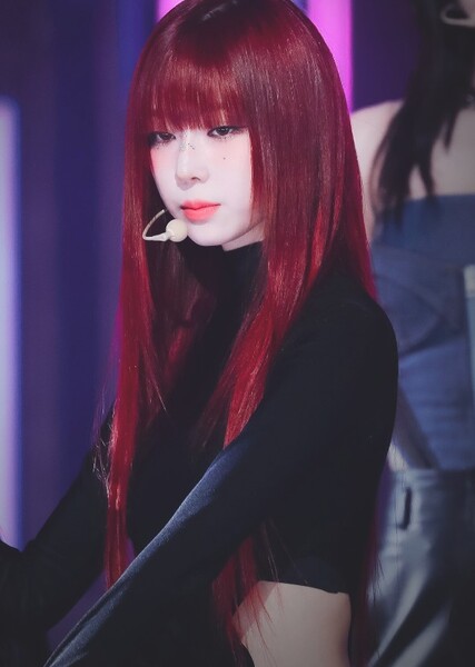 WINTER (Kim Min-jeong) photo