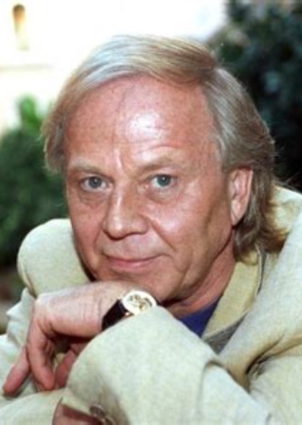 Wolfgang Petersen as Director in Air Force One (1997)