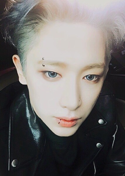 WONHO photo