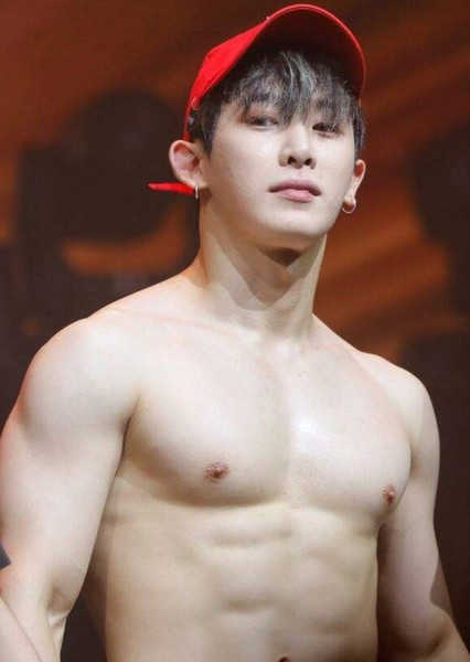 WONHO photo