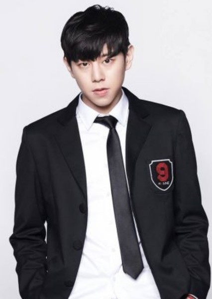 Woo Ji Seok (Taewoon/₩uno) photo