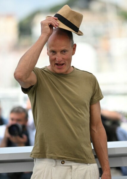 Woody Harrelson photo