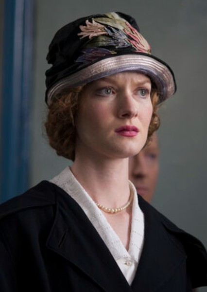 Wrenn Schmidt photo