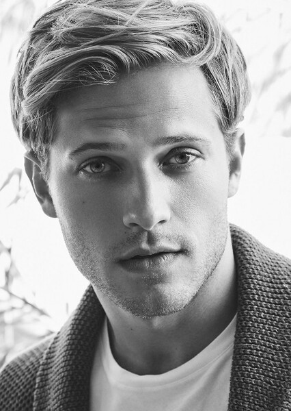 Wyatt Nash photo