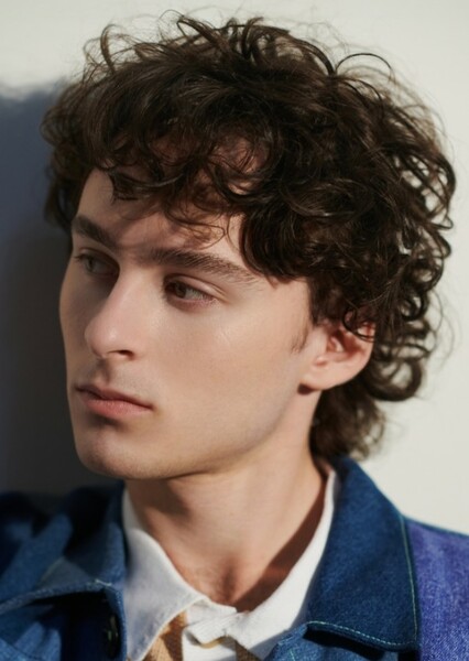 Wyatt Oleff photo