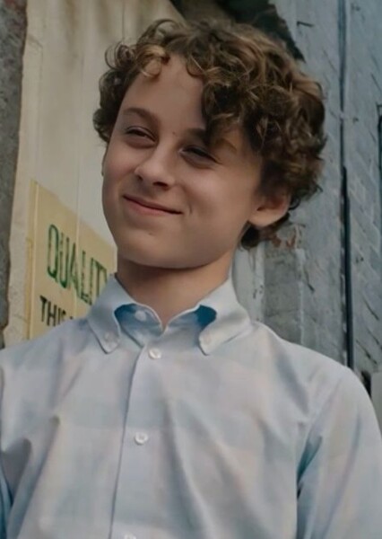 Wyatt Oleff photo
