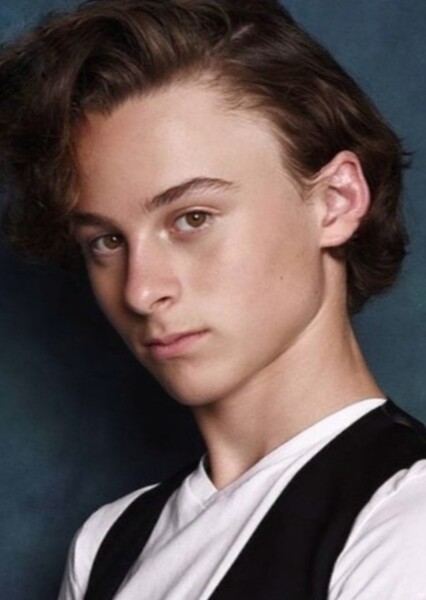Wyatt Oleff photo