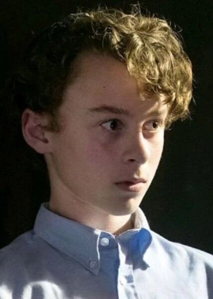 Wyatt Oleff photo
