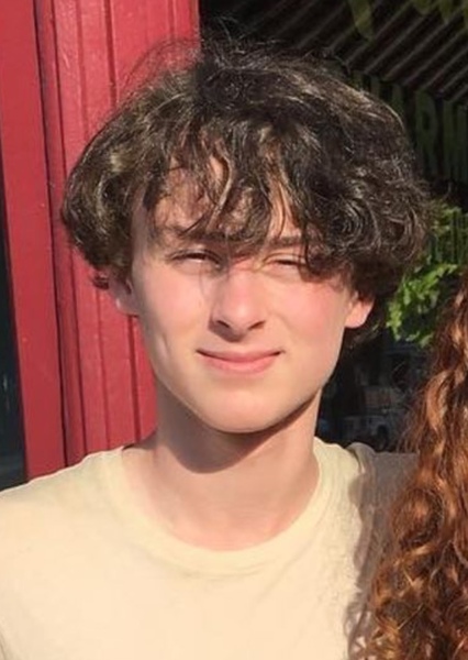 Wyatt Oleff photo