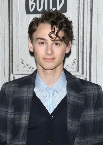 Wyatt Oleff photo