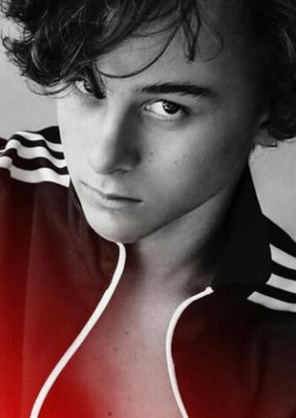 Wyatt Oleff photo