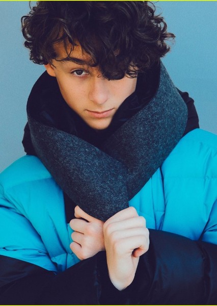 Wyatt Oleff photo