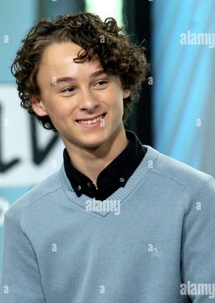 Wyatt Oleff photo