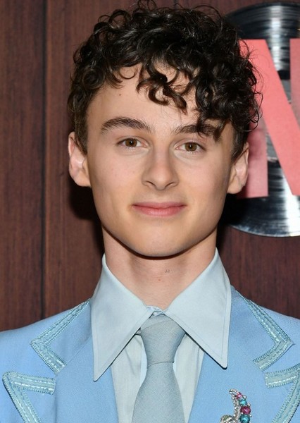 Wyatt Oleff photo