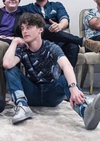 Wyatt Oleff photo