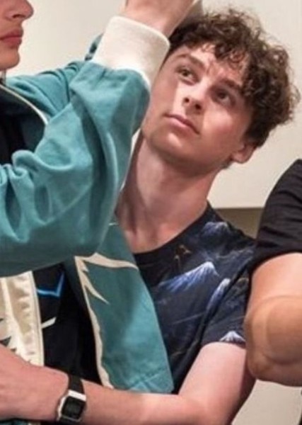 Wyatt Oleff photo