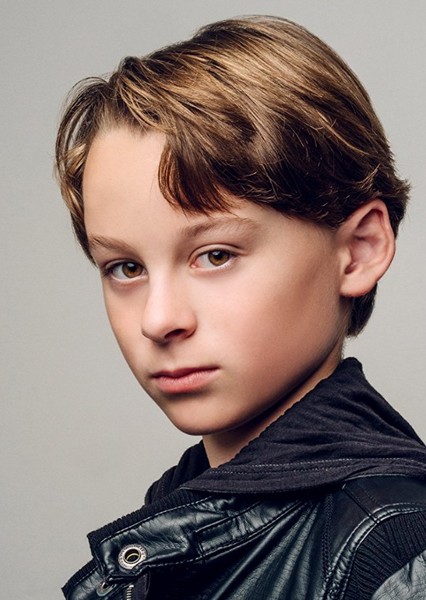 Wyatt Oleff photo