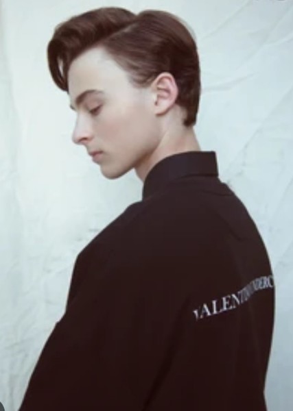 Wyatt Oleff photo