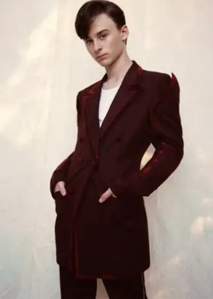 Wyatt Oleff photo
