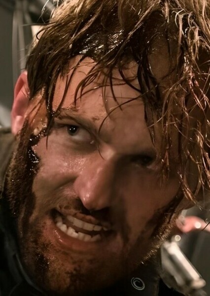 Wyatt Russell photo