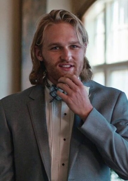 Wyatt Russell photo